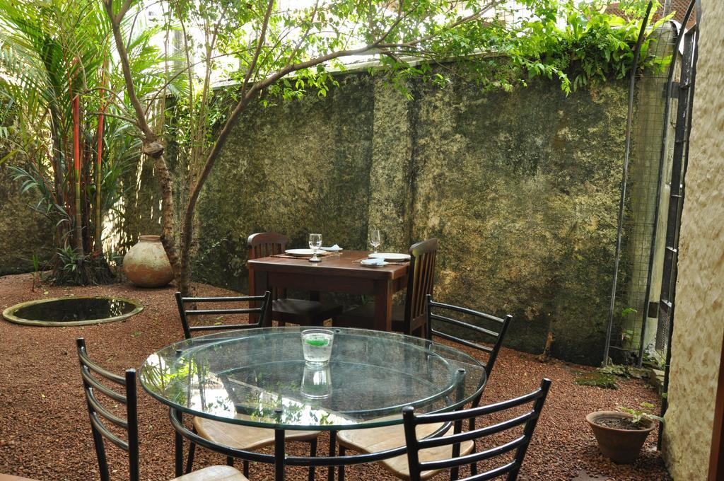 Bangalawa Bed & Breakfast Nawala Exterior foto
